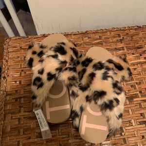 Tom’s Susie Eva Slippers